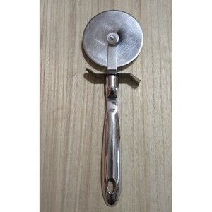 All-Clad  Stainless Steel Pizza Wheel Cutter USED